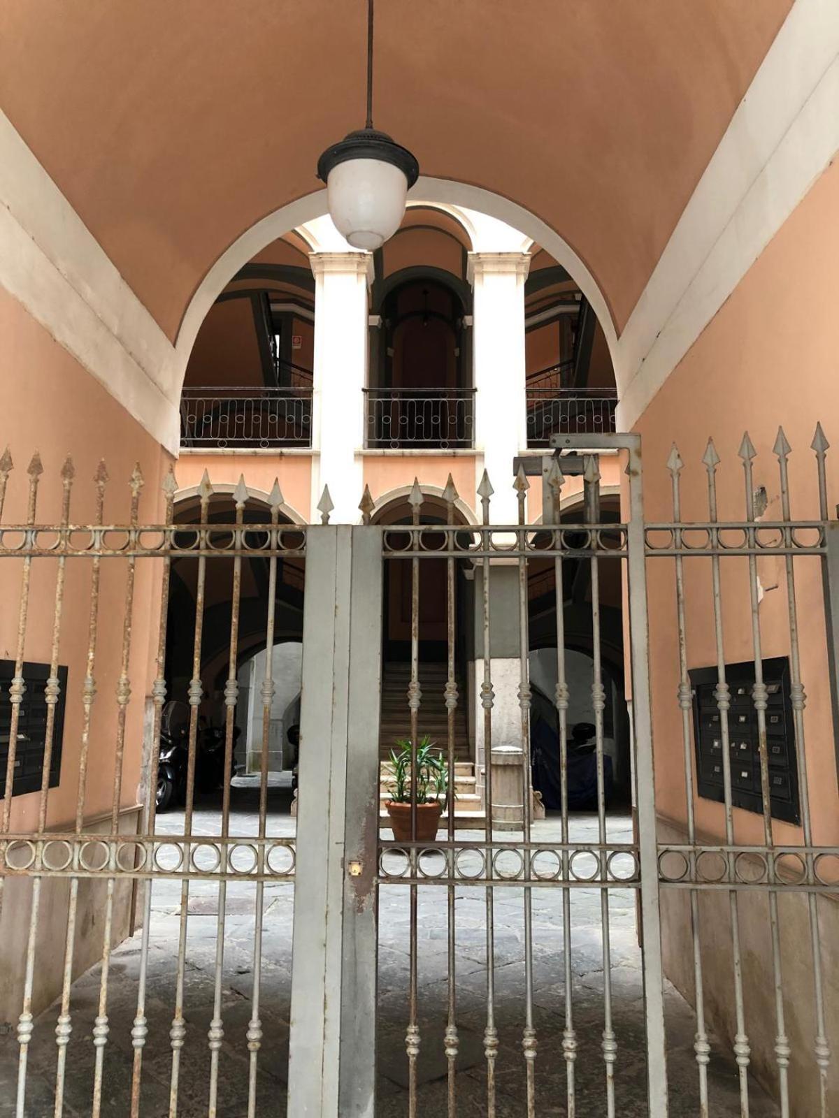 Bross Apartament Salerno Exterior photo